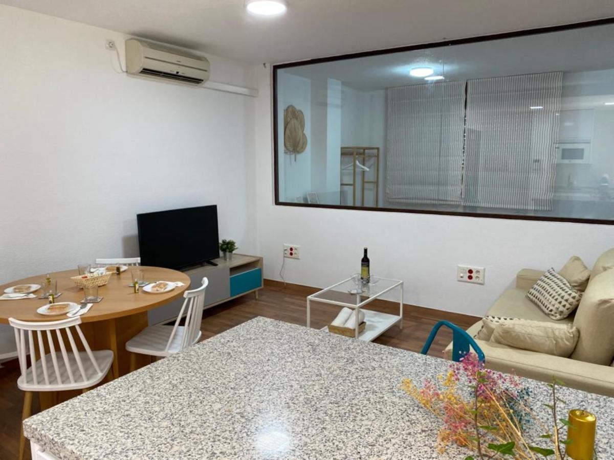 Apartament Almansa Flat 14 Malaga Zewnętrze zdjęcie