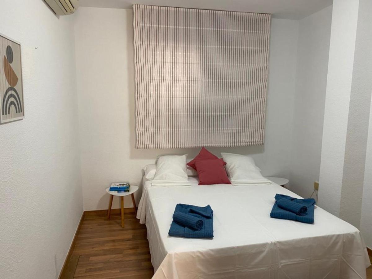 Apartament Almansa Flat 14 Malaga Zewnętrze zdjęcie