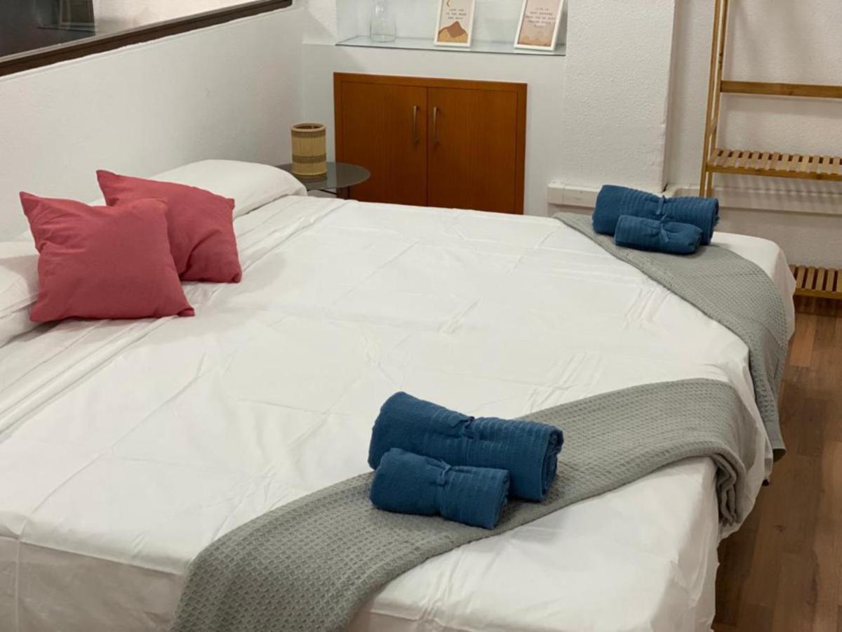 Apartament Almansa Flat 14 Malaga Zewnętrze zdjęcie